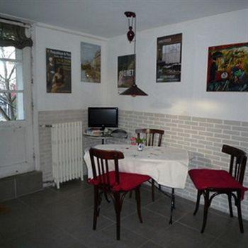 Bed & Breakfast La Campagne A Paris Exterior foto